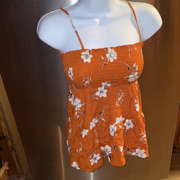‼️CLEARANCE‼️Orange Floral Spaghetti Strap 🤍🧡 - Picture 3 of 14